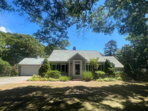 Perfect location! Minutes to beaches! Beach pass!